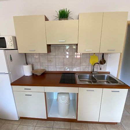 Apartments Anna III バスカ エクステリア 写真